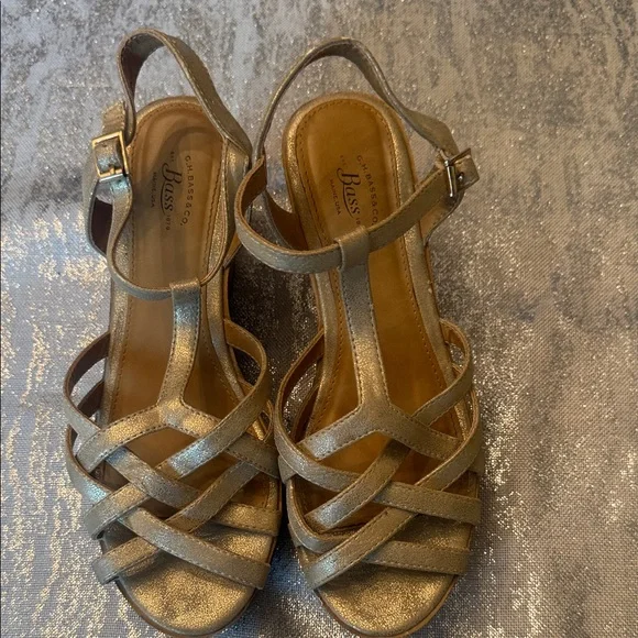 G.H. Bass & Co. Gold Strappy Sandals - Picture 1 of 6